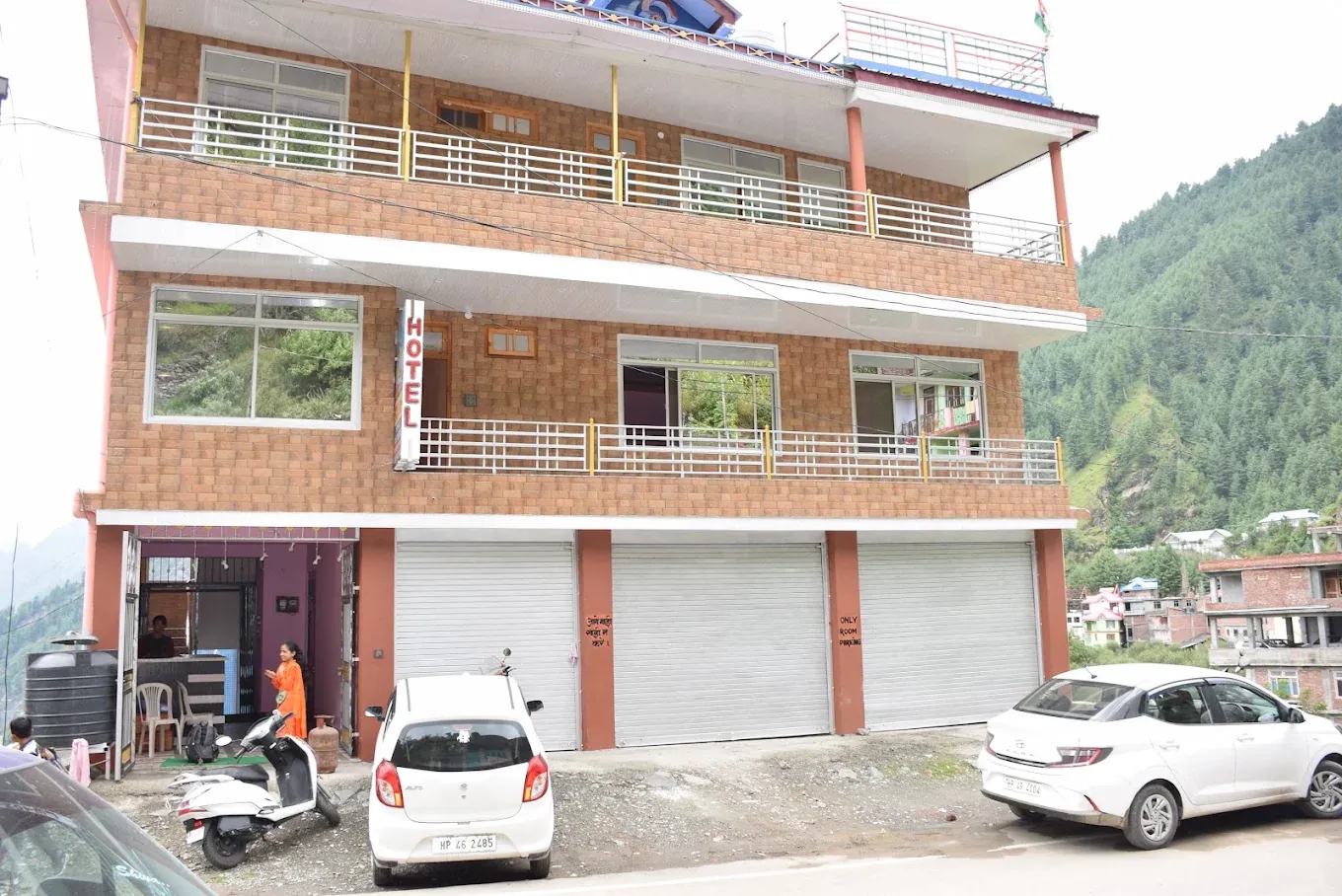 Hotel Manimahesh building in Bharmour